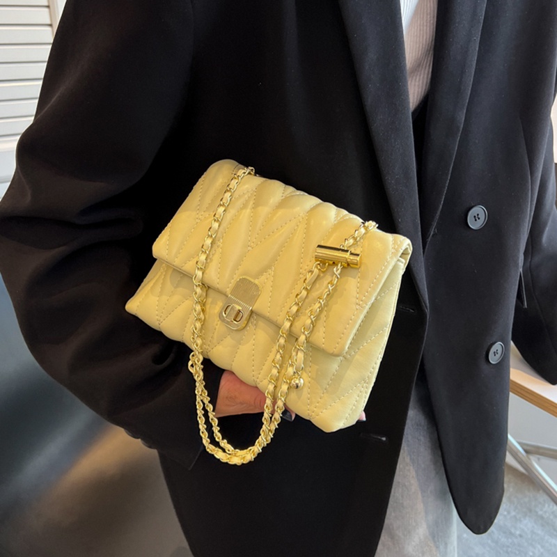 Túi đeo chéo IELGY có khóa thời trang dễ phối đồ dành cho nữ