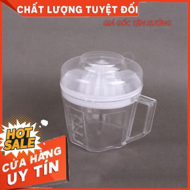 Dụng cụ vắt cam bằng nhựa Việt Nhật an toàn cho sức khỏe