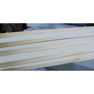 Thanh gỗ thông nan gỗ thông nhập khẩu đã được làm mịn