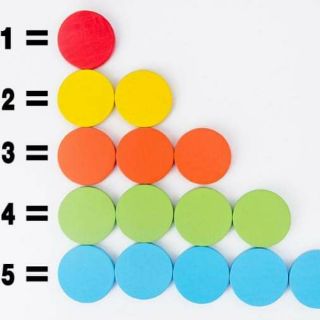 [GIÁO_CỤ_MONTESSORI] Tháp cốc học màu sắc