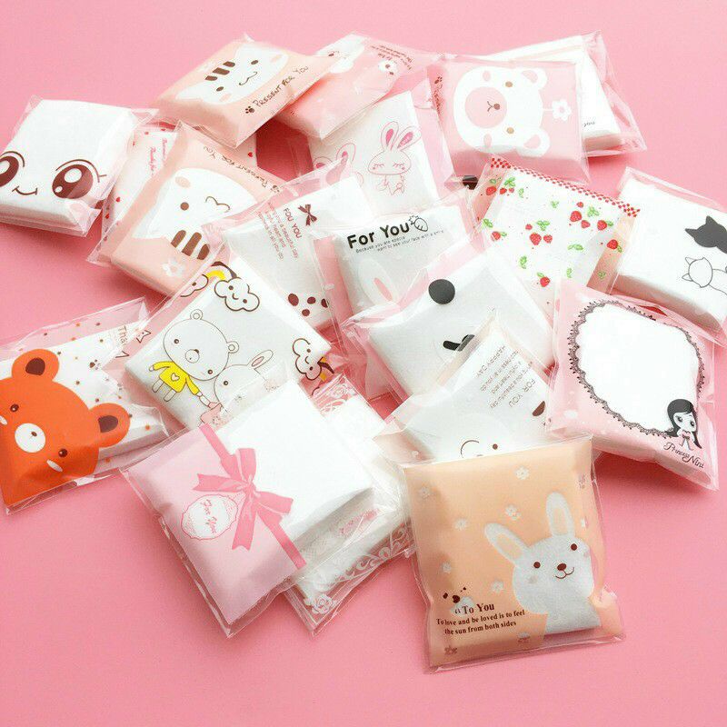 Gói 20 miếng bông tẩy trang mini bỏ túi