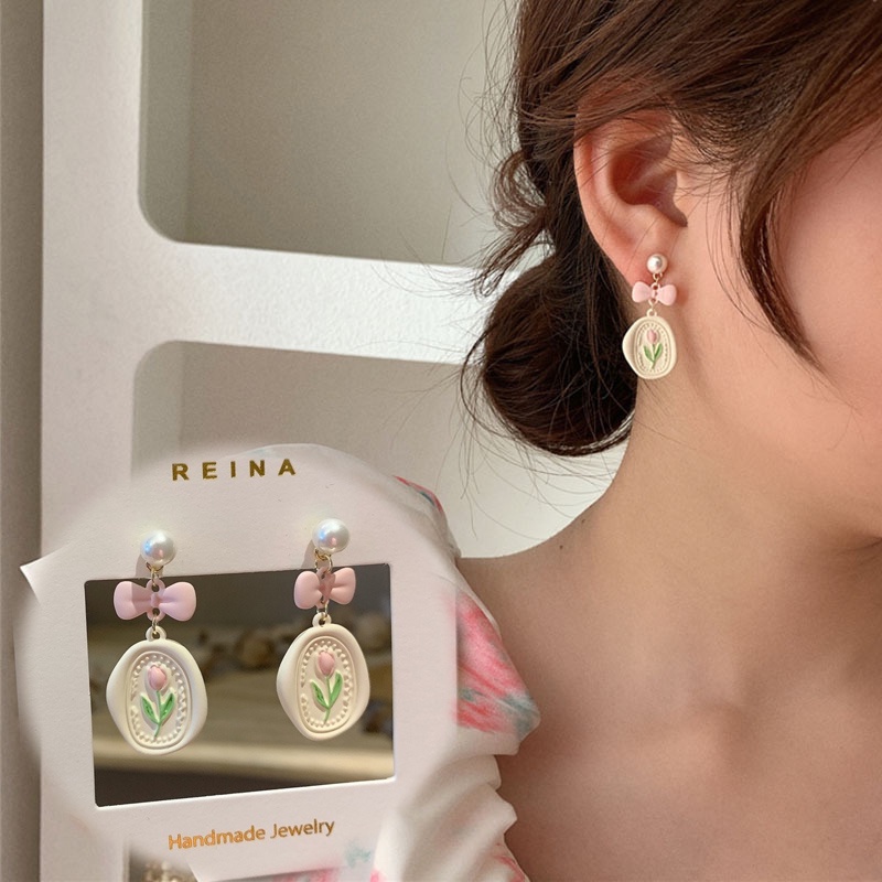 Đôi Bông Tai Hoa Tulip Thời Trang Hàn Quốc