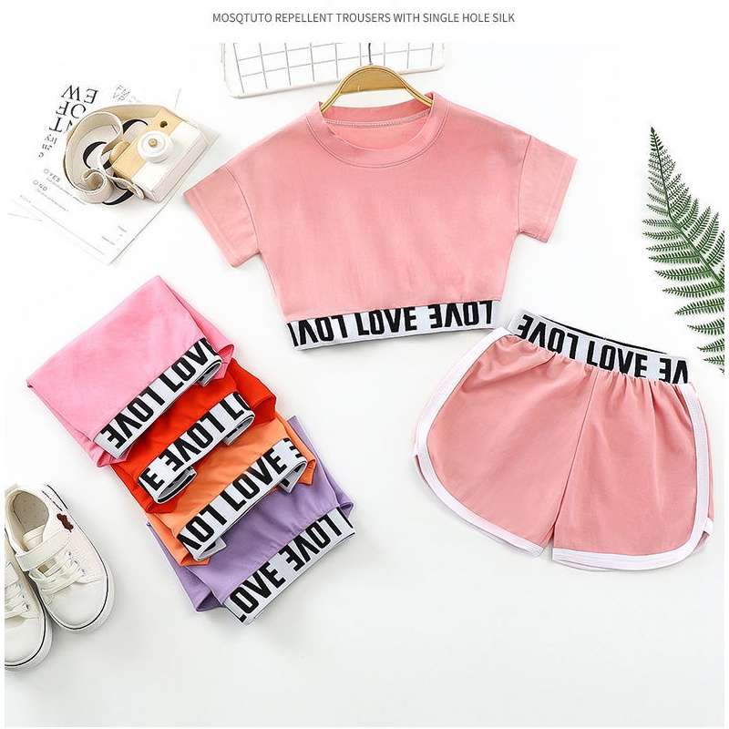 Set Áo Thun Ngắn Tay In Chữ + Quần Dài Thể Thao Cho Bé Gái