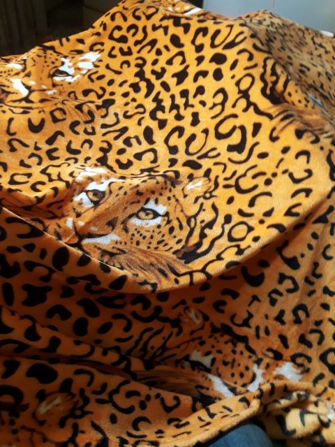 Mền tuyết nhung 2m x 1m8 siêu mát