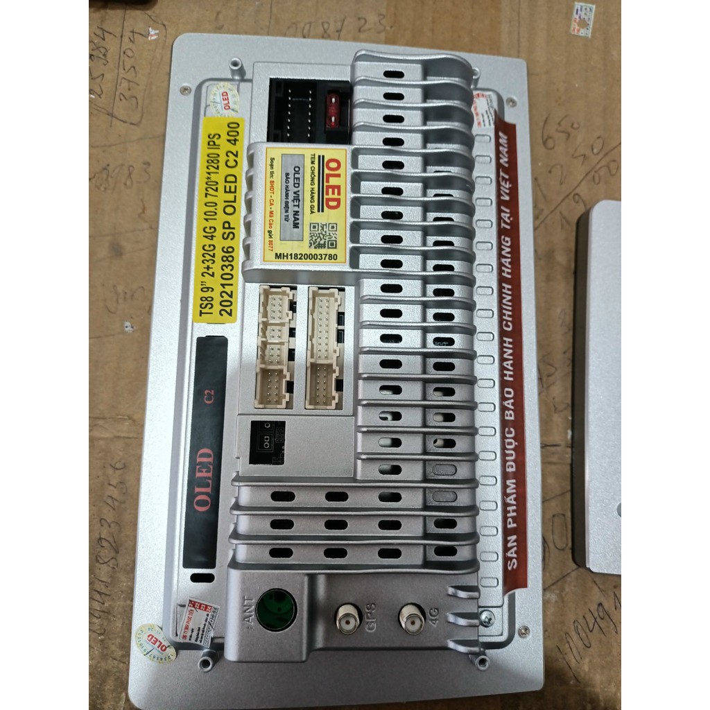 Màn hình android OLED C2 cho xe Vinfast Fadil, Tặng mặt dưỡng theo xe và giắc nguồn, OLED C2 Fadil, Nên lắp màn hình nào