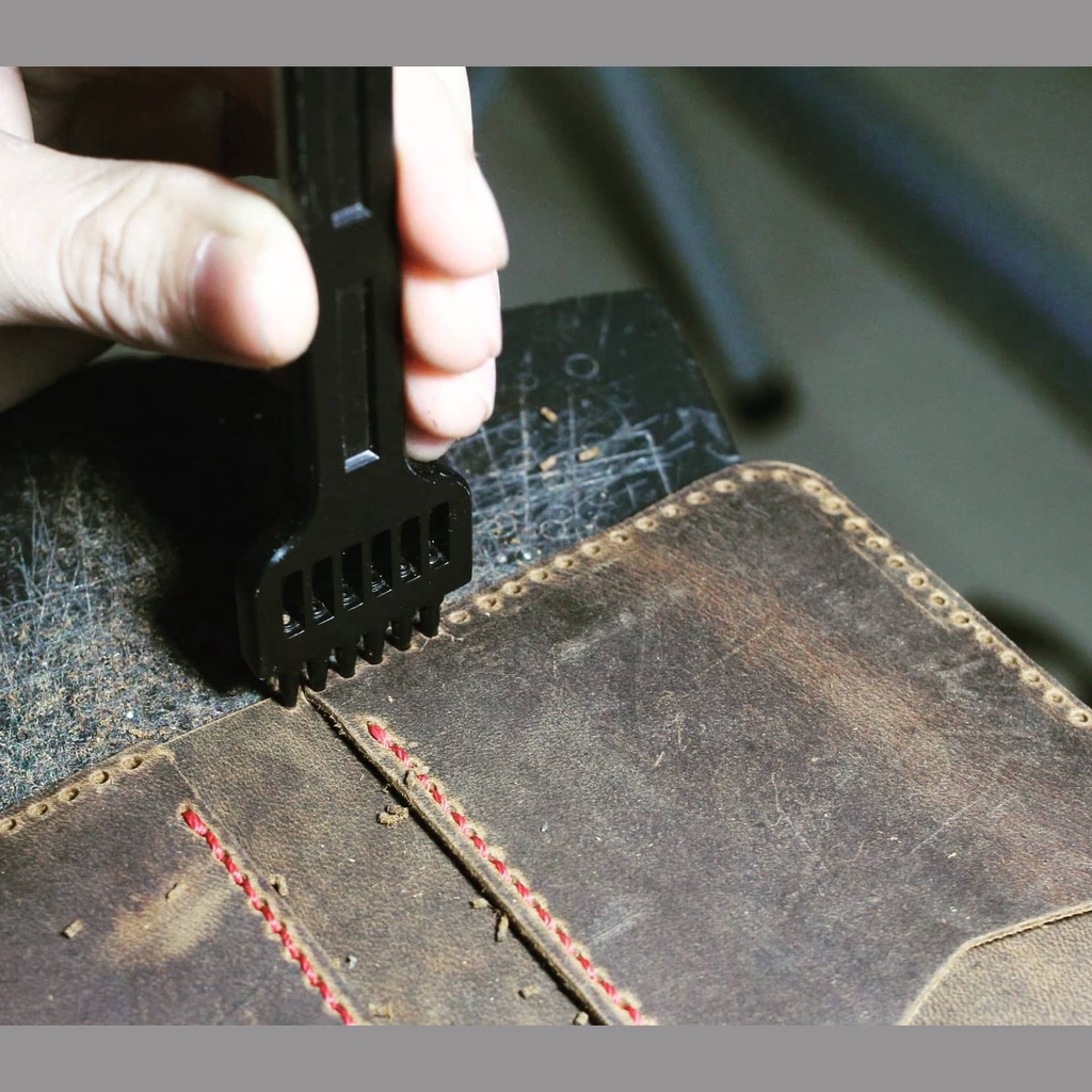 Ví nam da bò sáp, Hàng Handmade by Kiến Leather