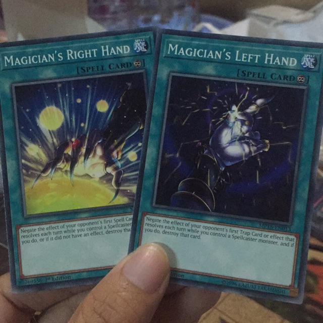 [Thẻ bài yugioh] Bán cặp Magician’s Left Hand & Magician’s Right Hand