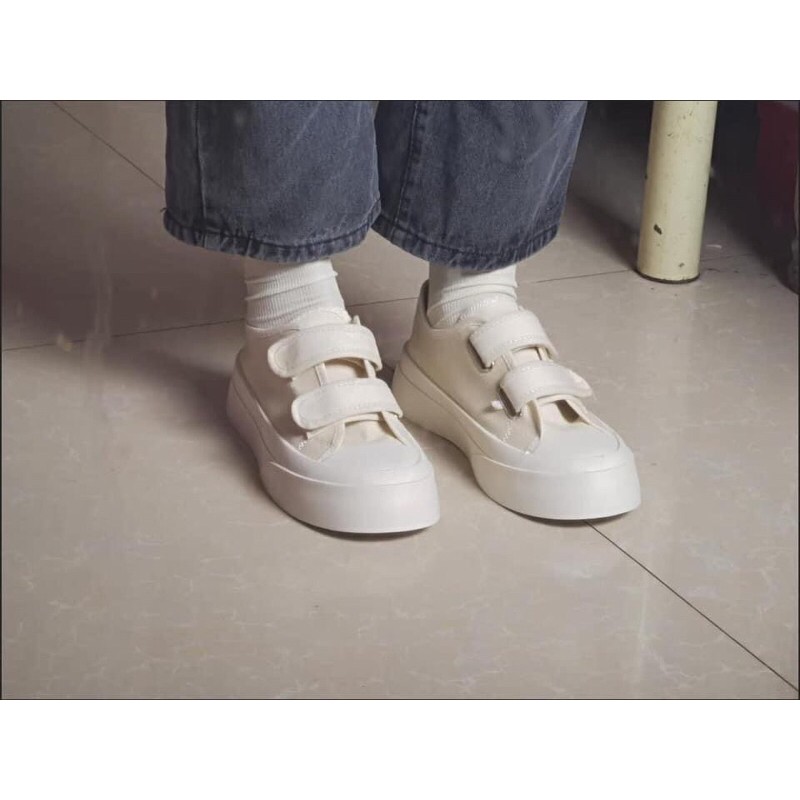 GIÀY DÁN ĐẾ 4 PHÂN | BigBuy360 - bigbuy360.vn