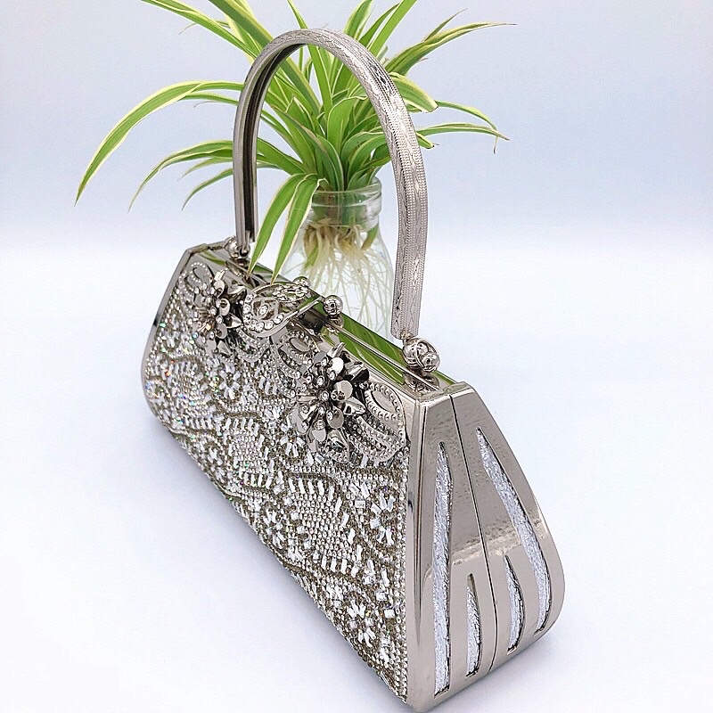 Túi Đầm Đeo Tay Có Gắn Hoạ Tiết Cao Cấp