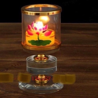 Chân nến khắc chú