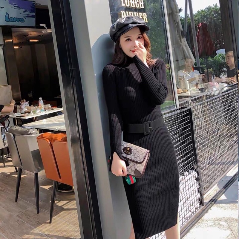 Váy body len cổ lọ xẻ tà