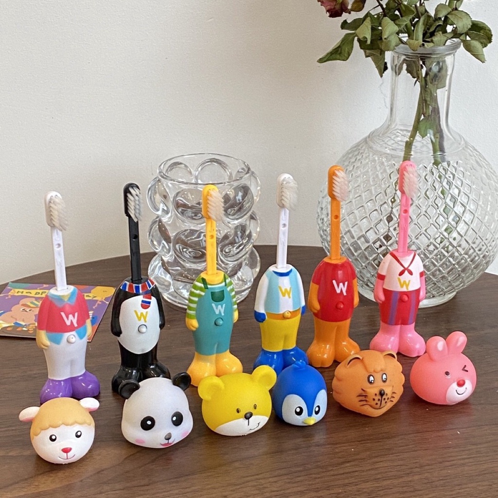 Bàn Chải Đánh Răng Mềm 3D Kiểu Hoạt Hình Chống Bụi Cho Bé
