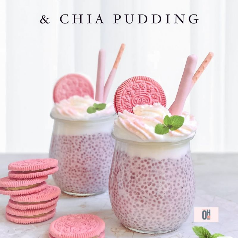 Bánh Oreo hồng nhân dâu