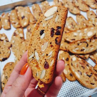Biscotti từ bột mì nguyên cám _250gr