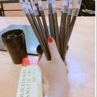 Cây chì xé kẻ lông mày