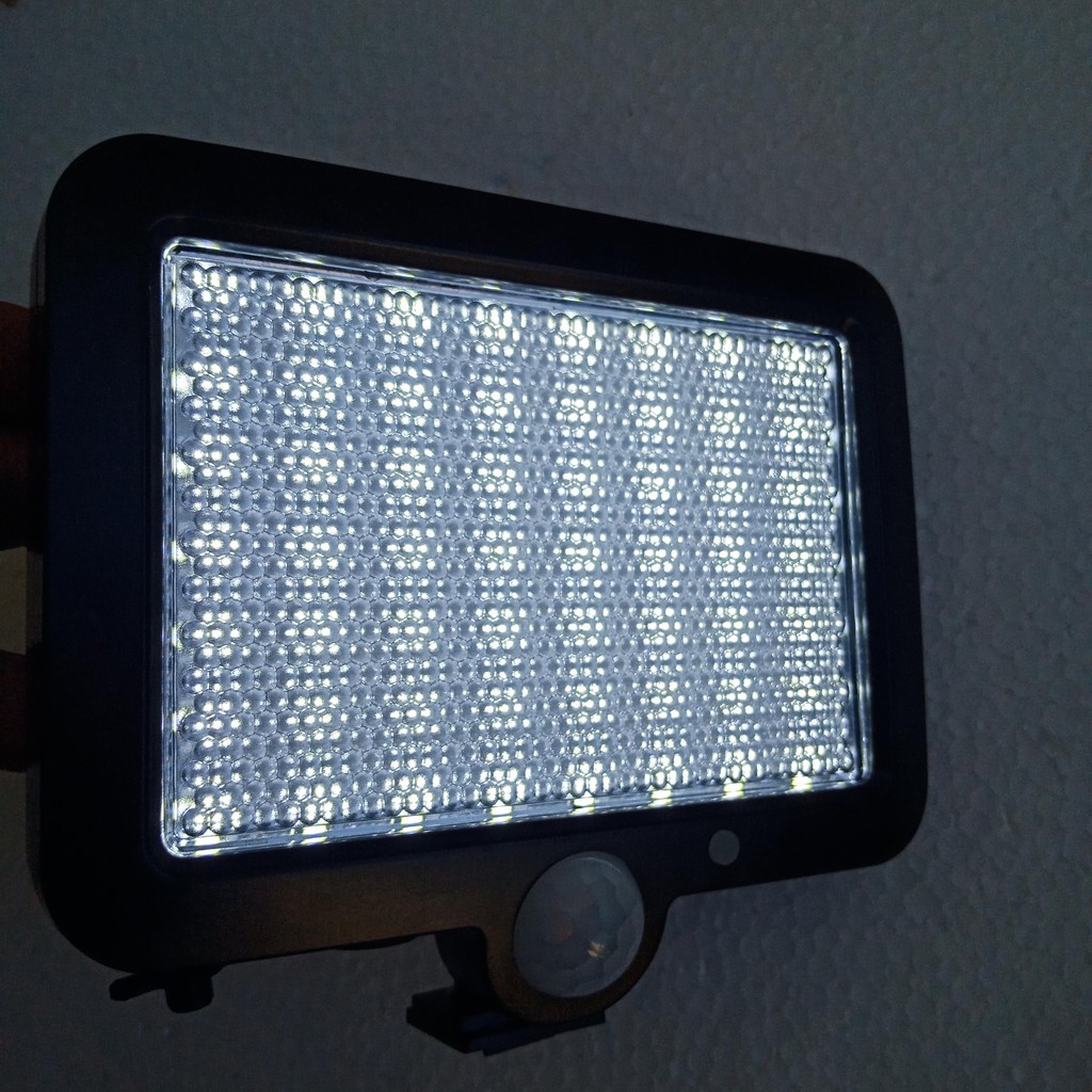 ĐÈN SOLAR LED NĂNG LƯỢNG MẶT TRỜI - 56 Led CHÙM gồm 448 Led - đèn LED tiết kiệm tiền điện