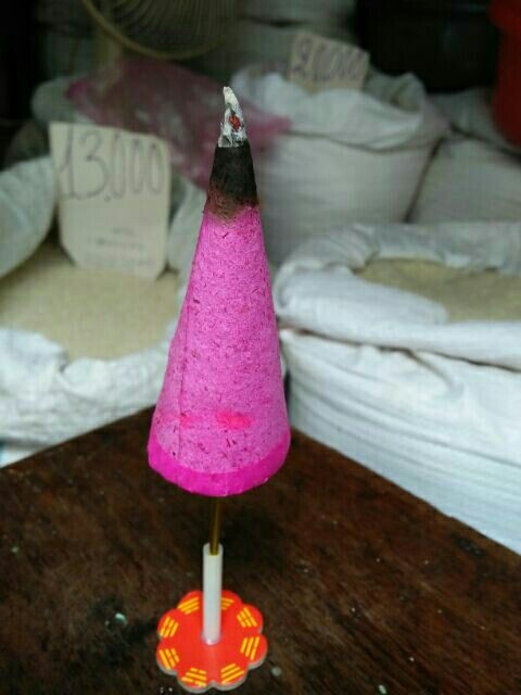 Hương xông phong thủy tụ khí, vượng tài, xua tan mọi ế ẩm... | BigBuy360 - bigbuy360.vn