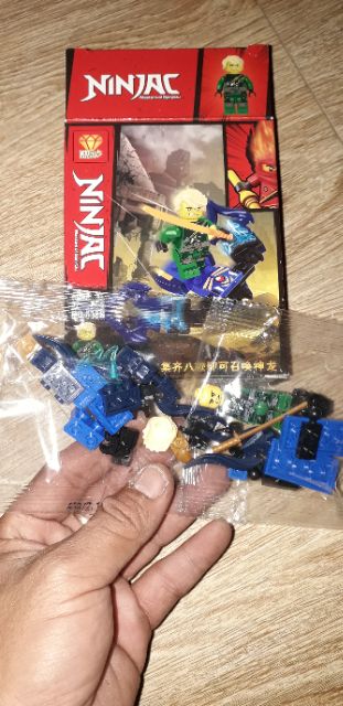 Lắp ráp 1 hộp LegoNinja Rồng 638 có nhiều chi tiết bằng nhựa