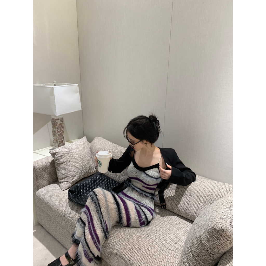 Đầm Hai Dây Dệt Kim Kẻ Sọc Phối Màu Tương Phản Phong Cách Retro Pháp