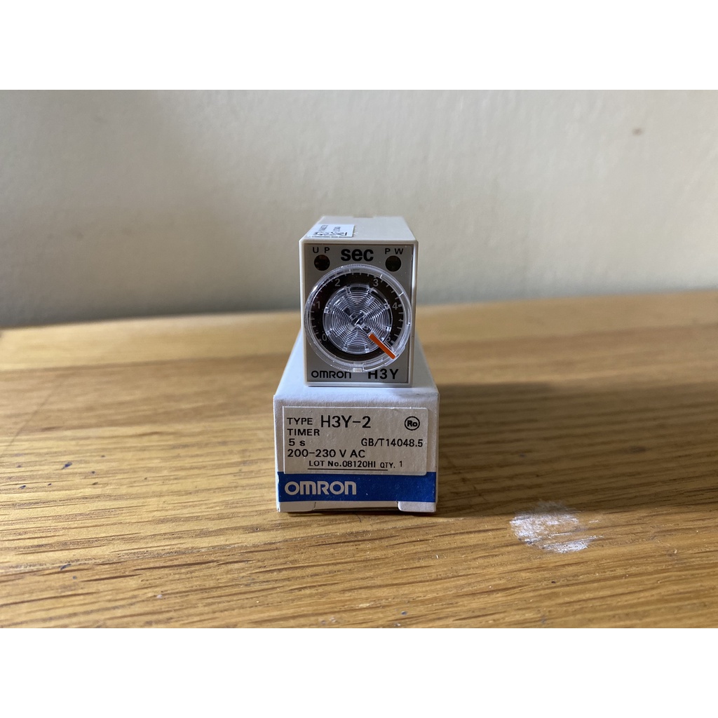 ĐỒNG HỒ TIMER H3Y-2 AC200-230 5S OMRON