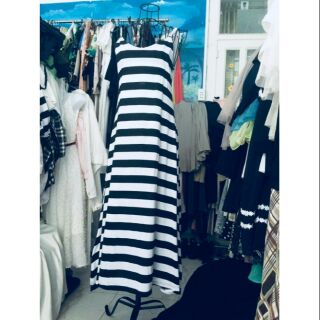 Đầm sọc 2 dây dáng xòe