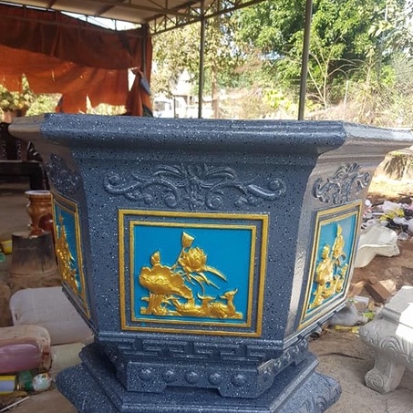 Khuôn đúc chậu cây cảnh lục giác 80cm*cao 60cm