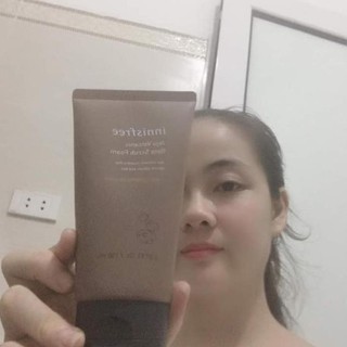 sữa rửa mặt tro núi lửa