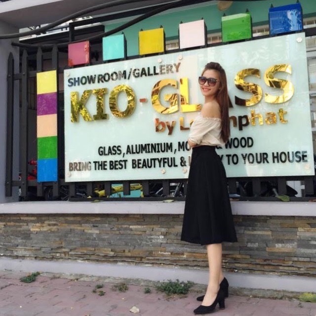 Chân váy công sở dáng xoè | BigBuy360 - bigbuy360.vn