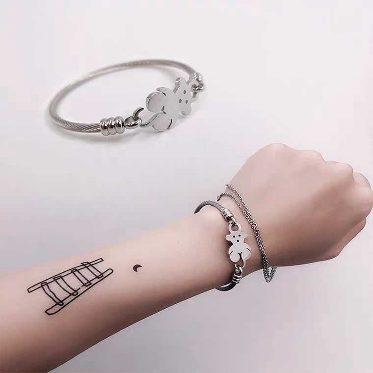 [Giao Hàng Miễn Phí] Vòng Tay Thép Titan Họa Tiết Gấu Hoạt Hình Cho Nam Nữ 22104