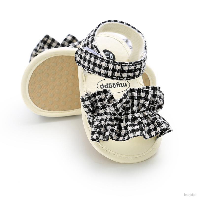 Sandal thắt nơ xinh xắn cho bé gái