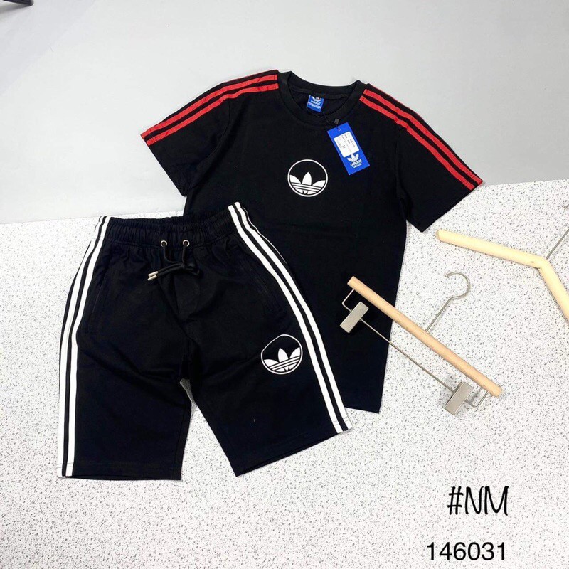 Quần áo cộc mùa hè mẫu mới ra lò