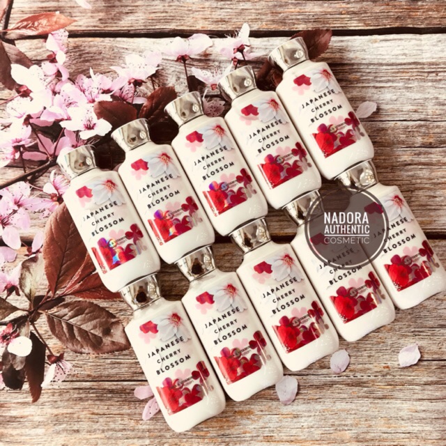 Sữa dưỡng thể Bath and Body Works Japanese Cherry Blossom Body Lotion 236ml