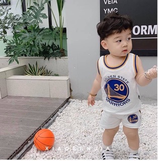 Bộ bóng rổ của bé
