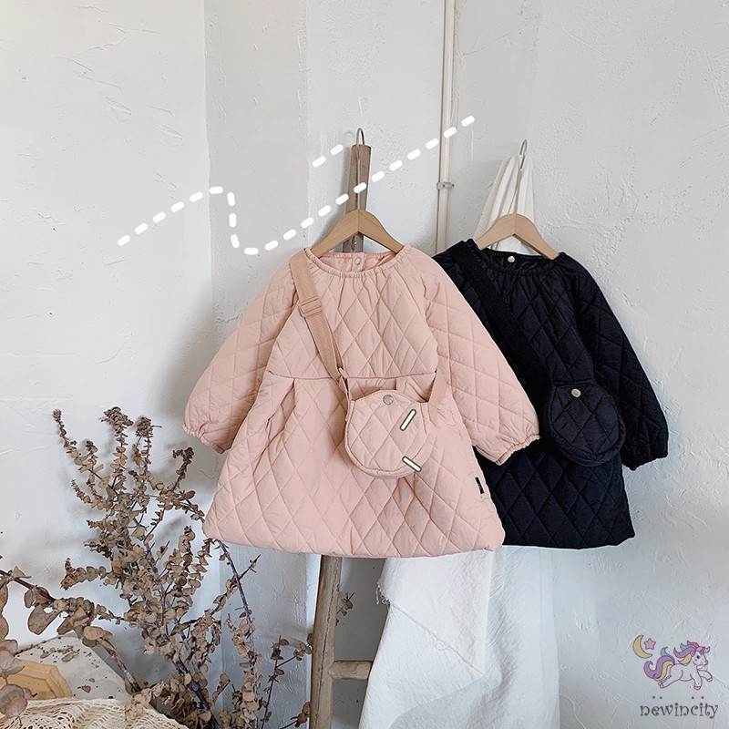 Bộ Đầm Ấm Áp + Túi Xách Xinh Xắn Theo Phong Cách Hàn Quốc Dành Cho Bé Gái