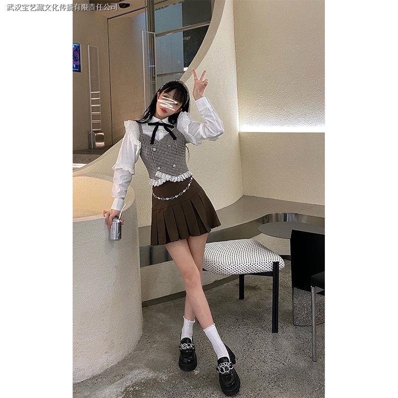 Chân váy ngắn xếp ly phong cách Preppy thời trang xuân thu 2021