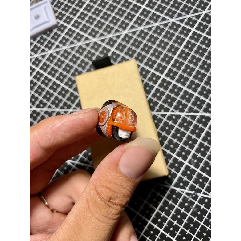 Nút Bàn Phím Keycap Galaxyman màu cam đen Resin làm bằng nhựa Resin Lionvn