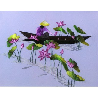Tranh thêu cô gái hái sen 20x25cm đã thêu CGHS001