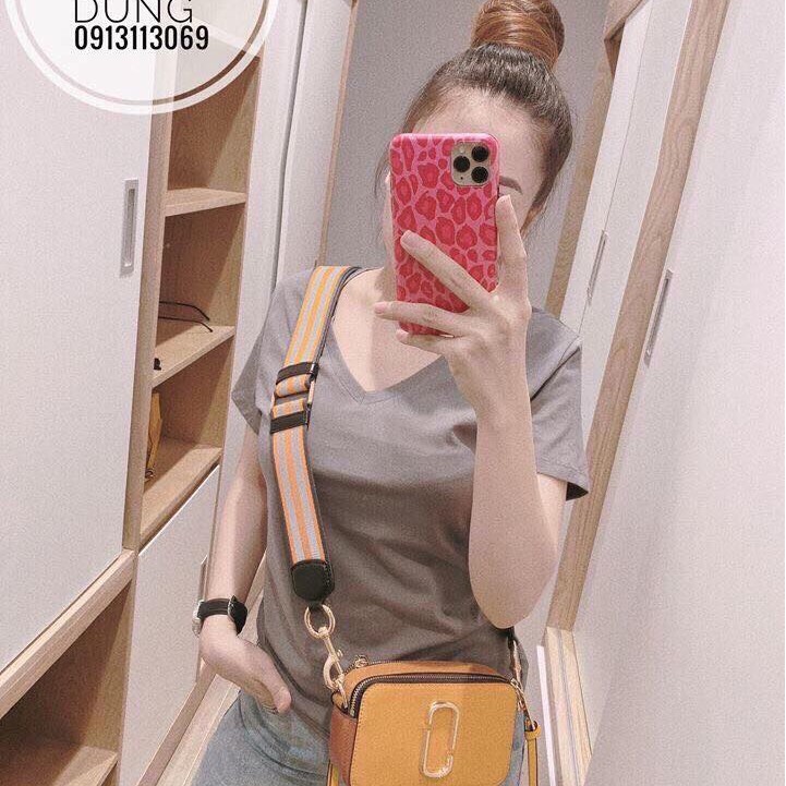Áo phông cổ V nhiều màu sắc hót hít - Phông GAP