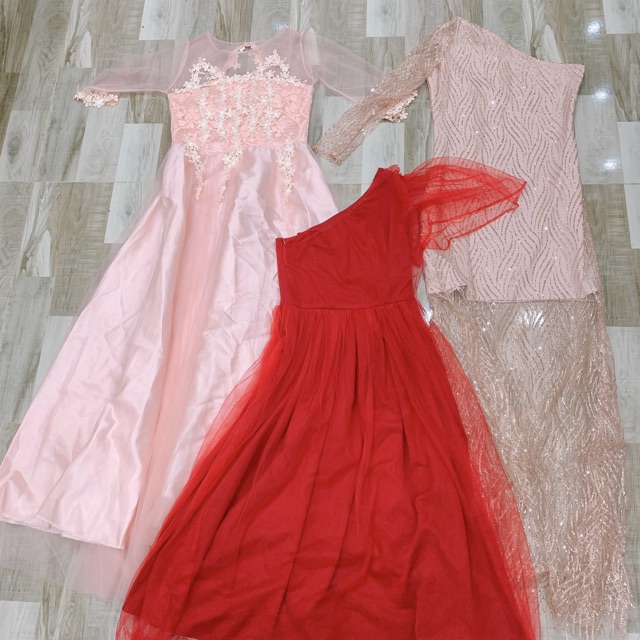 Đầm hồng ren phối phi dáng xoè eo 70 bh128 pass 100k Đầm body hồng kim tuyến lệch vai Đầm đỏ ren lệch vai dáng xoè