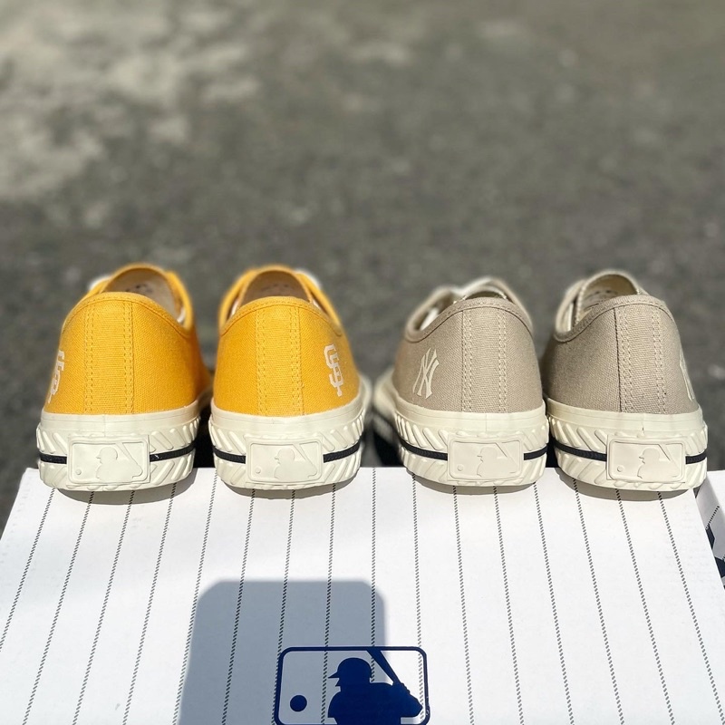 Giày MLB Playball Origin New York gọn gàng, thanh lịch