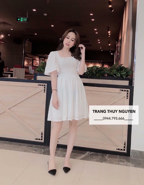 Váy Ren Lỗ Xoè Cổ Vuông , Đầm Thô Ren Lỗ Siêu XInh