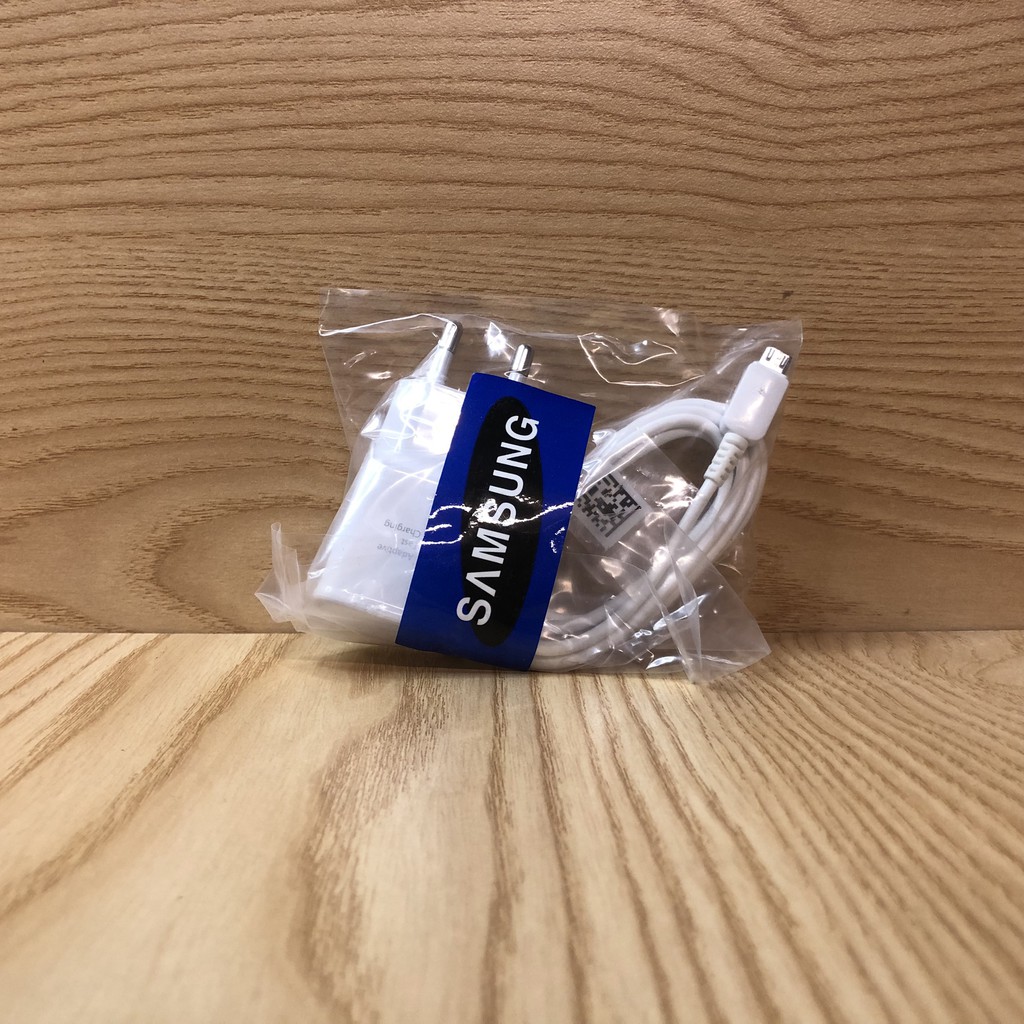 Bộ Sạc Samsung Micro USB Liền Dây Cho Điện Thoại Android