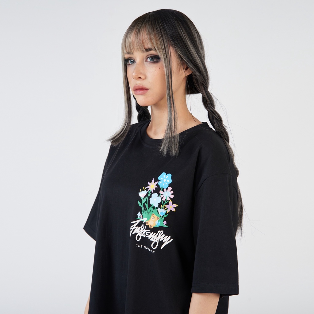 Áo thun in hình The Garden Fusionism - Màu Trắng Đen - Unisex - Form Oversize