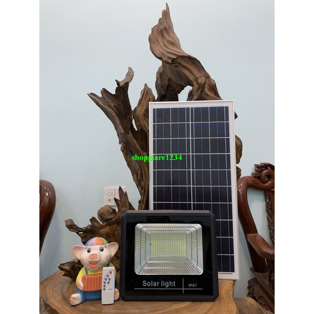 Đèn pha 200w NĂNG LƯỢNG MẶT TRỜI