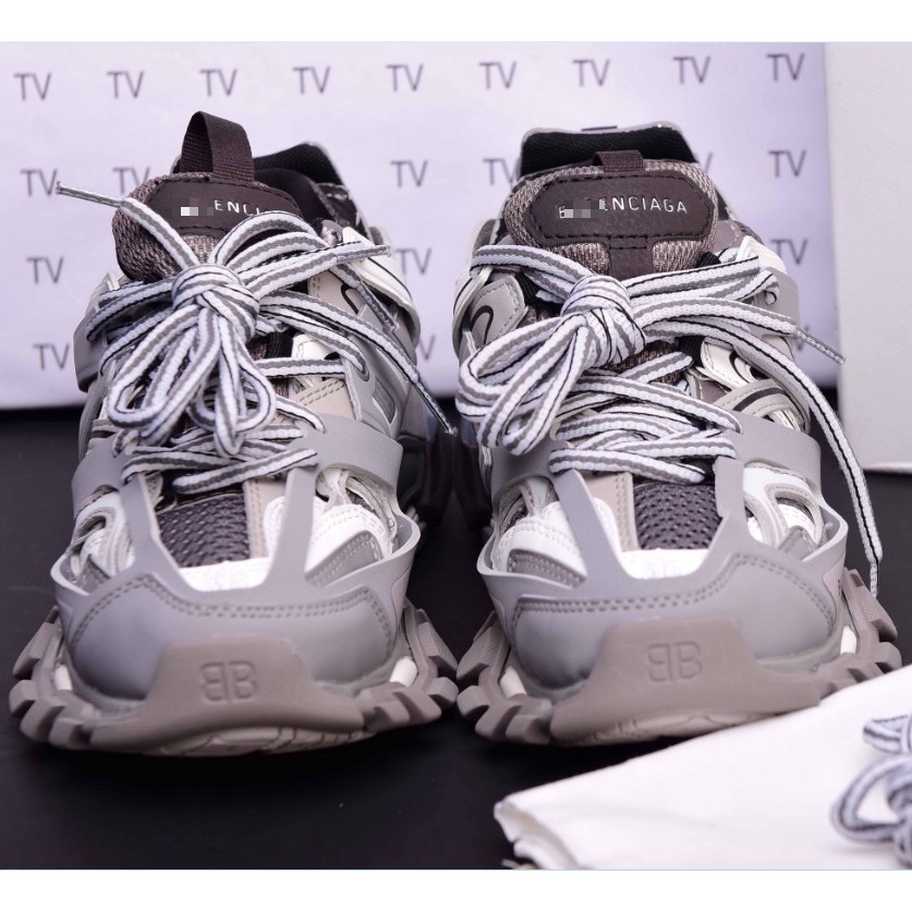 Giày Sneaker Ba Len TRACK 3.0 Xám