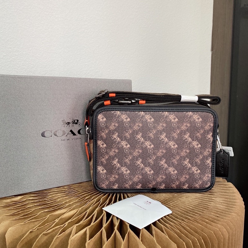 Túi đeo chéo COACH thời trang cao cấp 2021