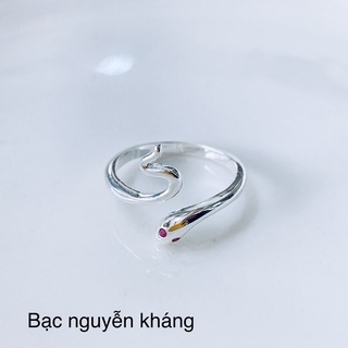 Nhẫn bạc cho nữ họa tiết hình con rắn