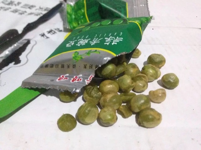 [Mã 154FMCGSALE giảm 8% đơn 500K] HẠT ĐẬU HÀ LAN RANG TỎI ỚT GÓI 80GRAM