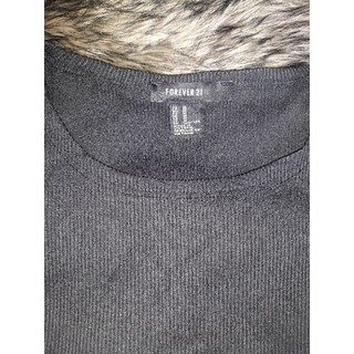 Áo 3 lỗ croptop Forever21 đen