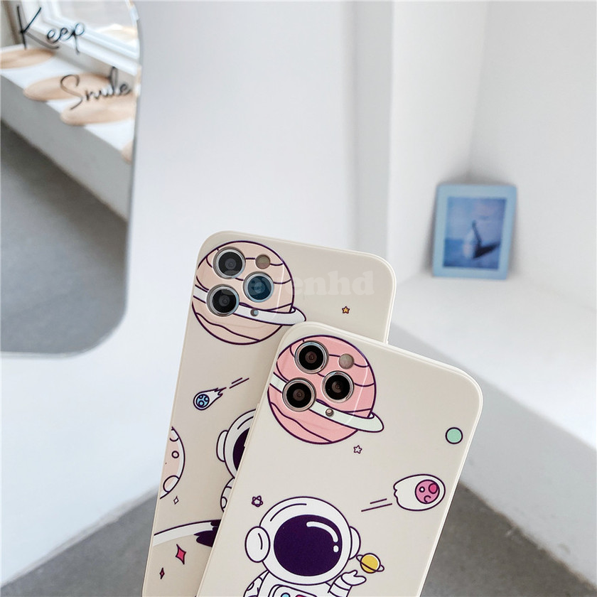 👏Ready Stock🎀 iPhone 12 Pro Max 12 Mini SE2020 11 Pro Max X XR XS Max 8 7 6 6s Plus Phone Case Shockproof Cartoon Astronaut Soft TPU Phone Case Protective Cover